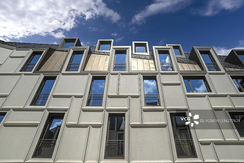 德国纽伦堡新建商住楼立面图片素材