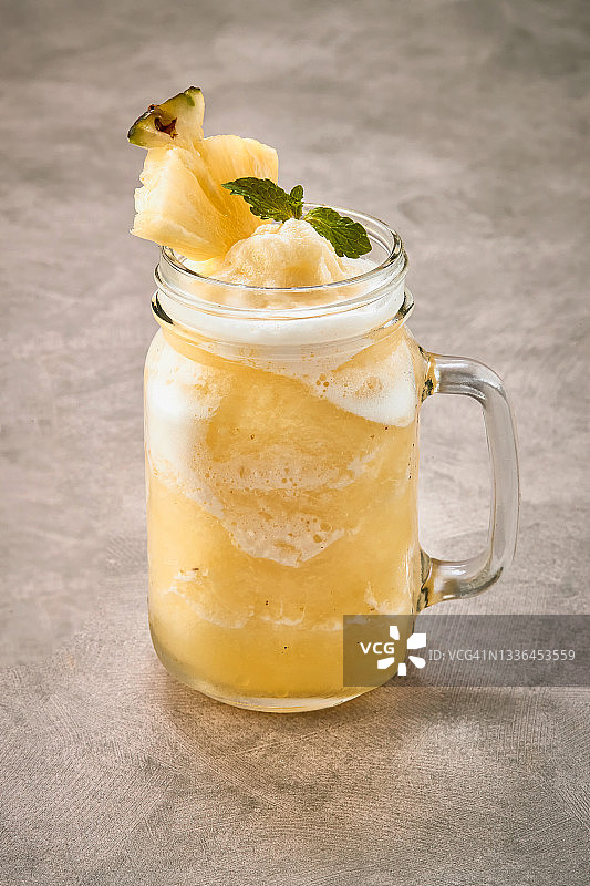 菠萝冰沙饮品图片素材