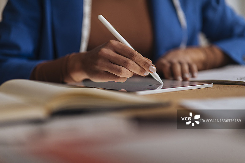 每一次笔触都是一个新的想法图片素材