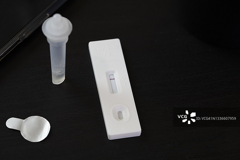 新冠病毒自检试剂盒图片素材