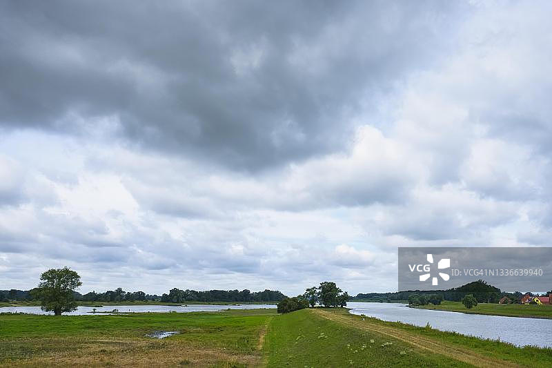 德国勃兰登堡州格内夫斯多夫河口图片素材