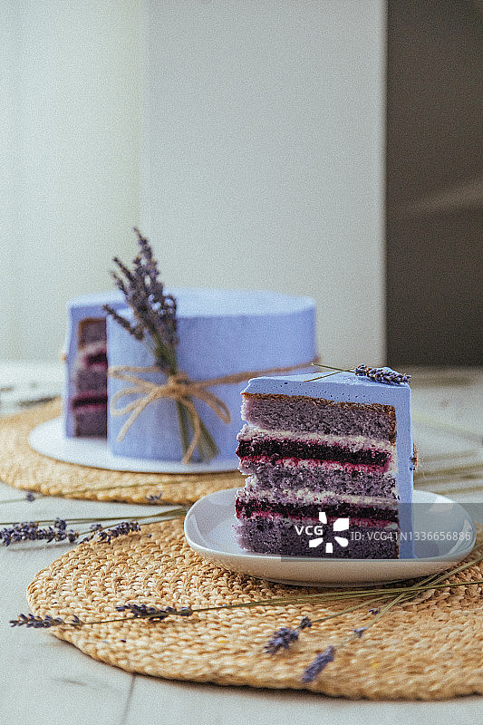 薰衣草蛋糕图片素材