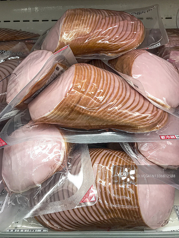 真空包装的火腿切片图片素材