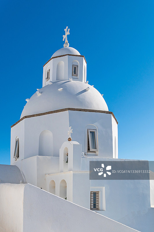 希腊圣托里尼的白色东正教教堂图片素材