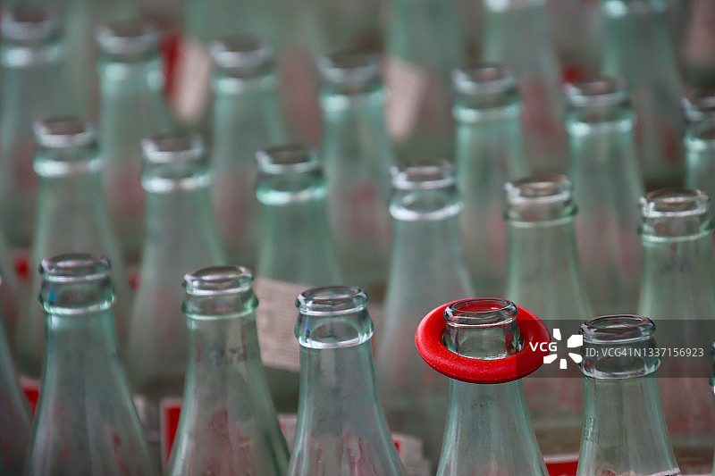 瓶子套圈游戏图片素材