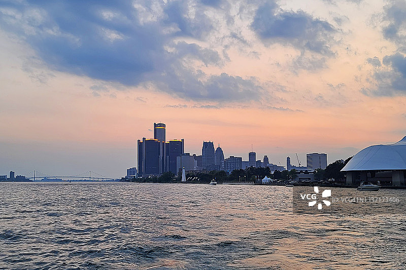 夕阳下的底特律图片素材