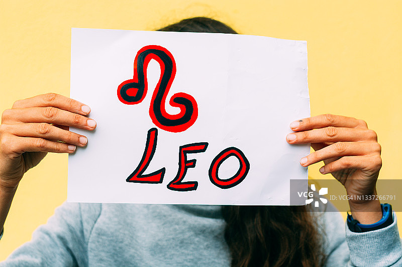 狮子座性格特点图片素材