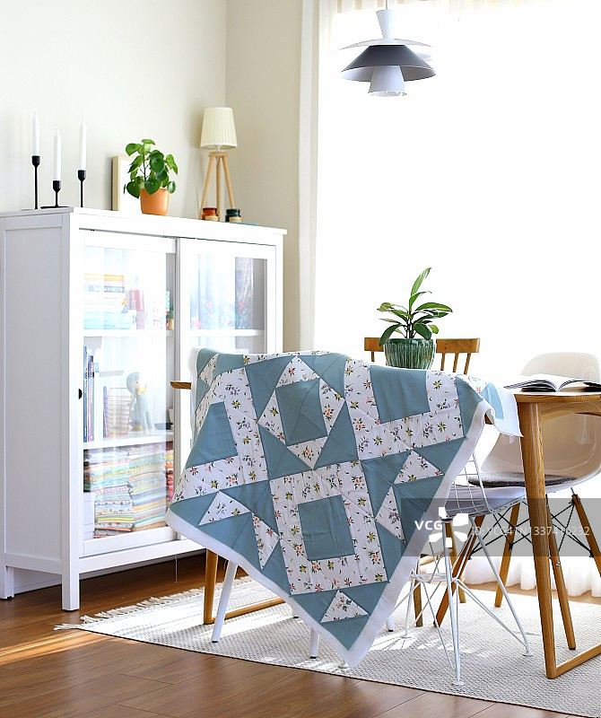 未完成的拼布毯图片素材