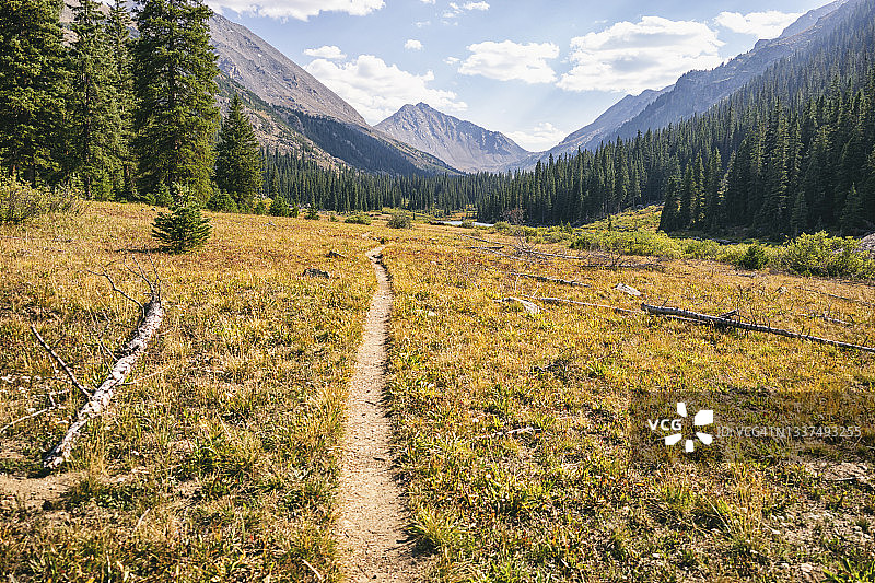 圣十字荒野徒步小径图片素材