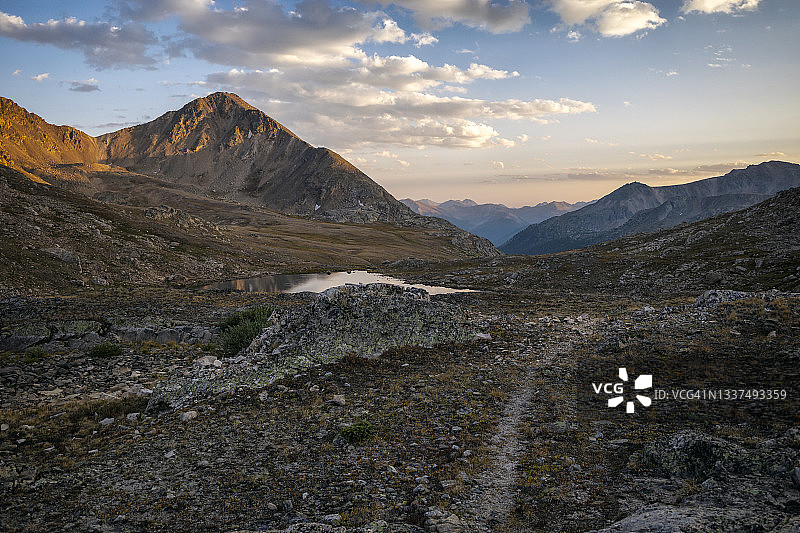 圣十字荒野徒步小径图片素材