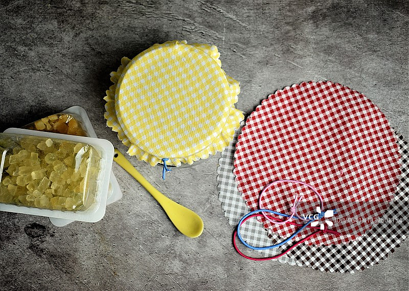 自制柠檬果酱罐图片素材