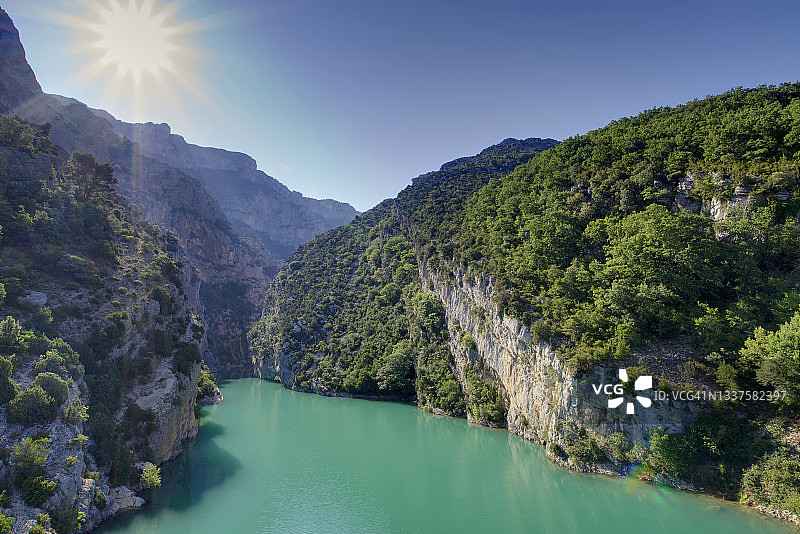 韦尔东大峡谷中的韦尔东河图片素材