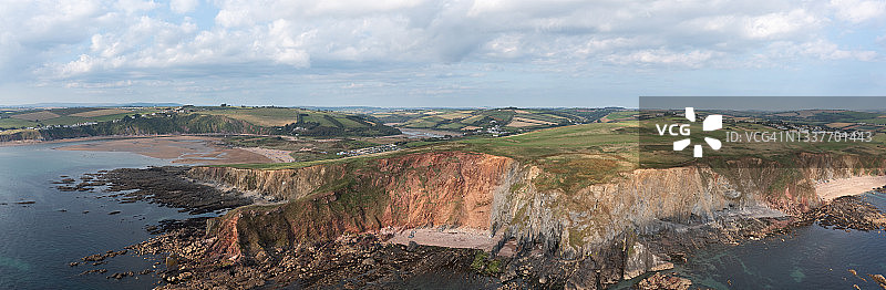 瑟尔斯通悬崖和班瑟姆海滩图片素材