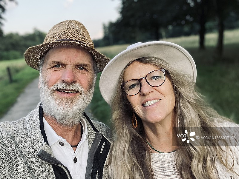 幸福的夫妇图片素材