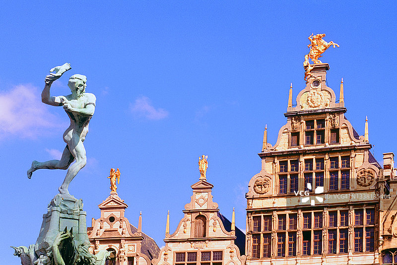 小镇广场建筑景色图片素材