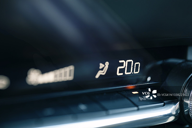 汽车空调面板特写图片素材