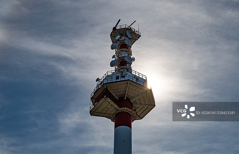 芬兰湾海岸的导航塔图片素材