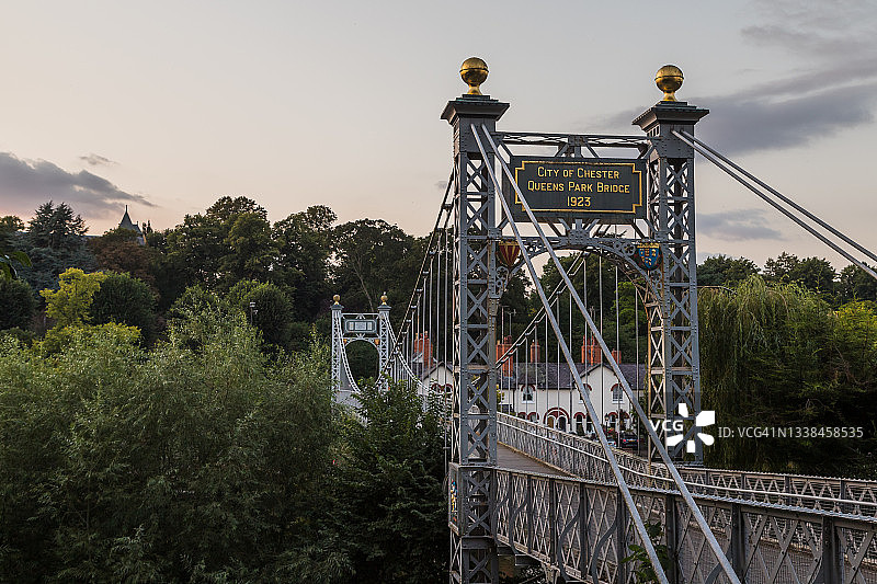 皇后公园悬索桥图片素材