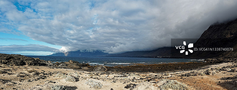 埃尔耶罗岛西南部阿雷纳斯布兰卡斯海滩全景图片素材