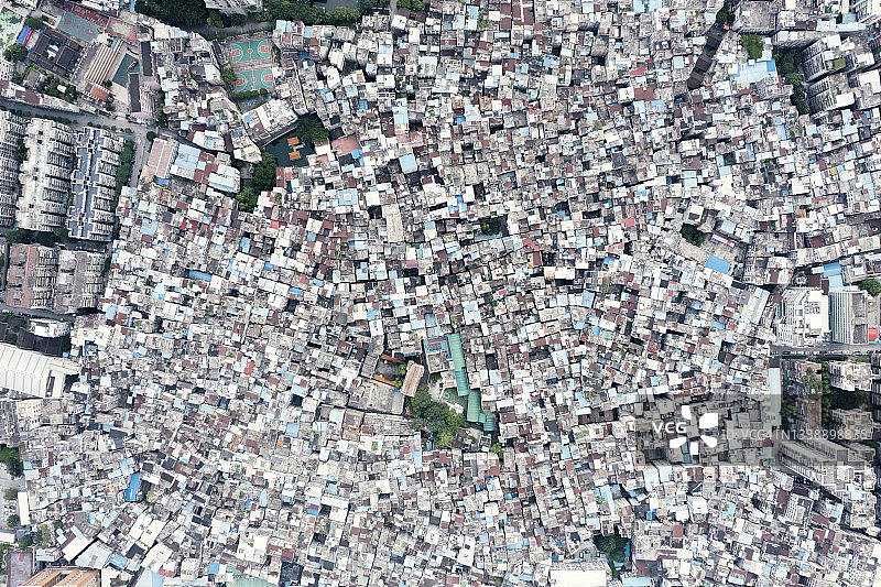 市中心村庄的高角度视图图片素材