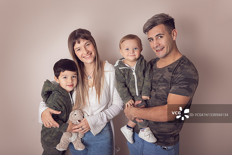 真实的拉丁美洲家庭图片素材