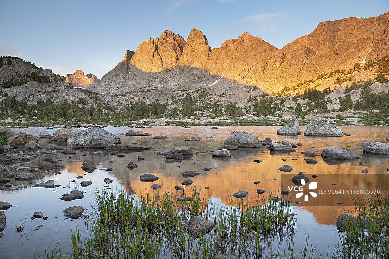 怀俄明州邦纳维尔山风河山脉图片素材