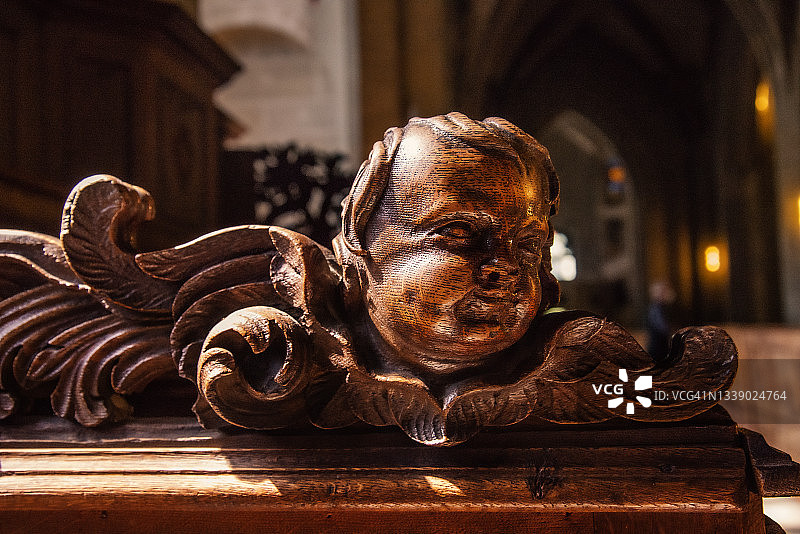 木雕儿童头像图片素材