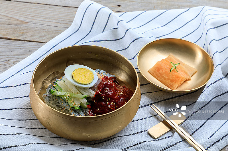 香辣荞麦面图片素材