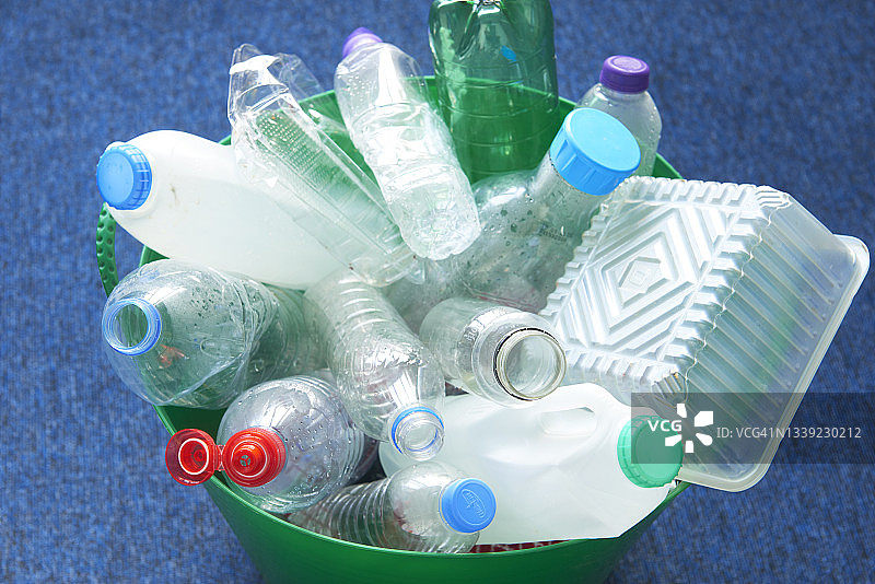 回收垃圾桶图片素材