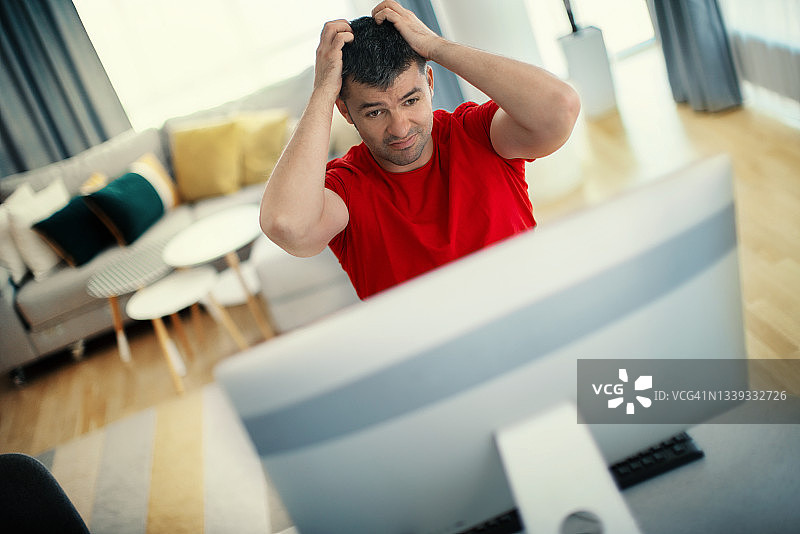 在家办公遇到的问题图片素材