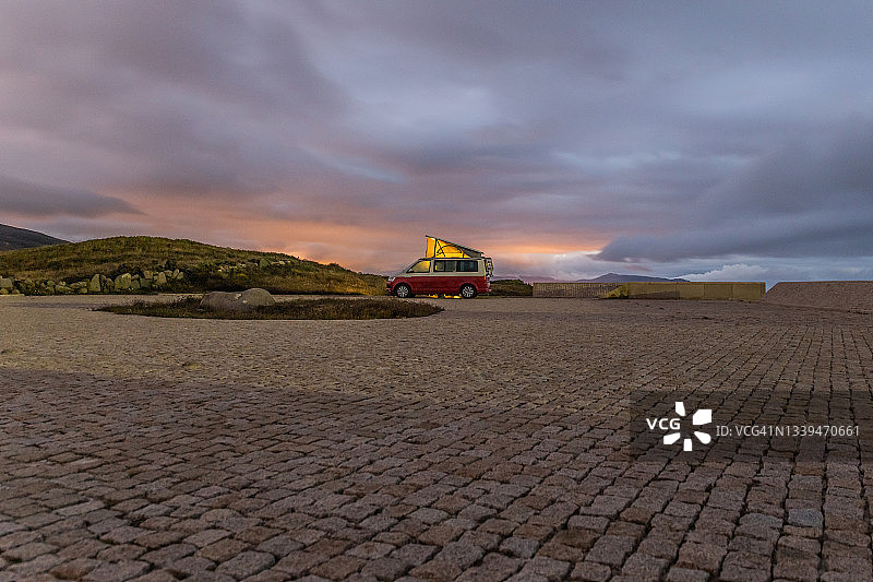 西班牙拉科鲁尼亚省海岸落日风光图片素材
