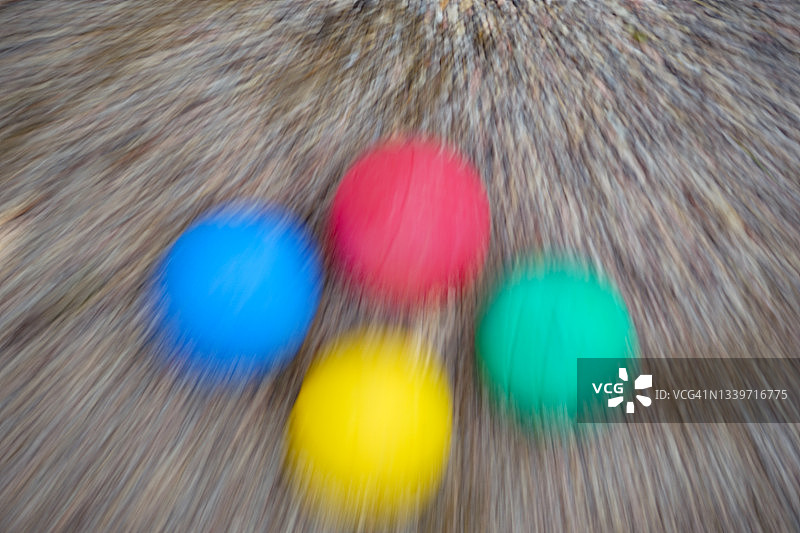 儿童法式滚球比赛图片素材