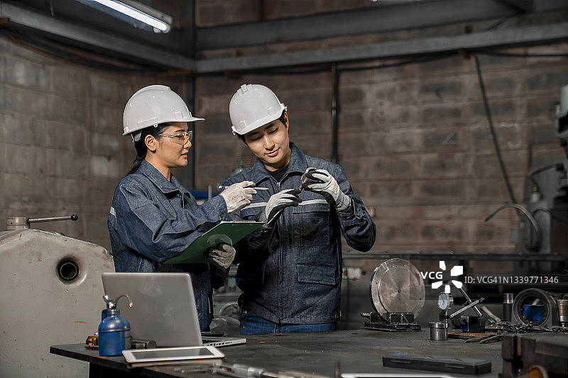 游标卡尺测量细节图片素材