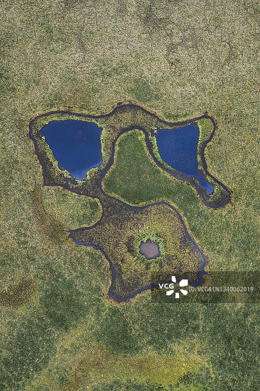 冰岛湿地异形图案无人机航拍图片素材