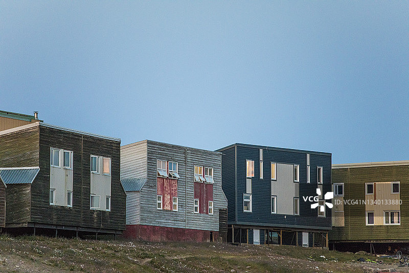 加拿大伊魁特独特的定制方形村庄住宅图片素材