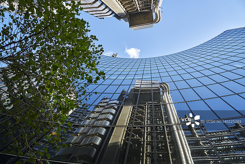 伦敦金融城的威利斯大厦和伦敦劳合社图片素材