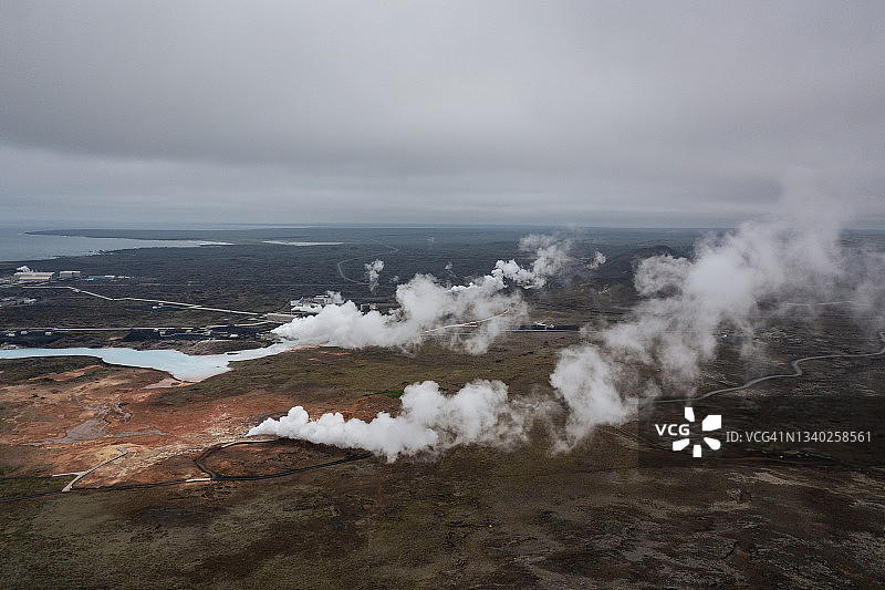 冰岛雷克雅内斯半岛Gunnuhver地热发电站的航拍图片图片素材