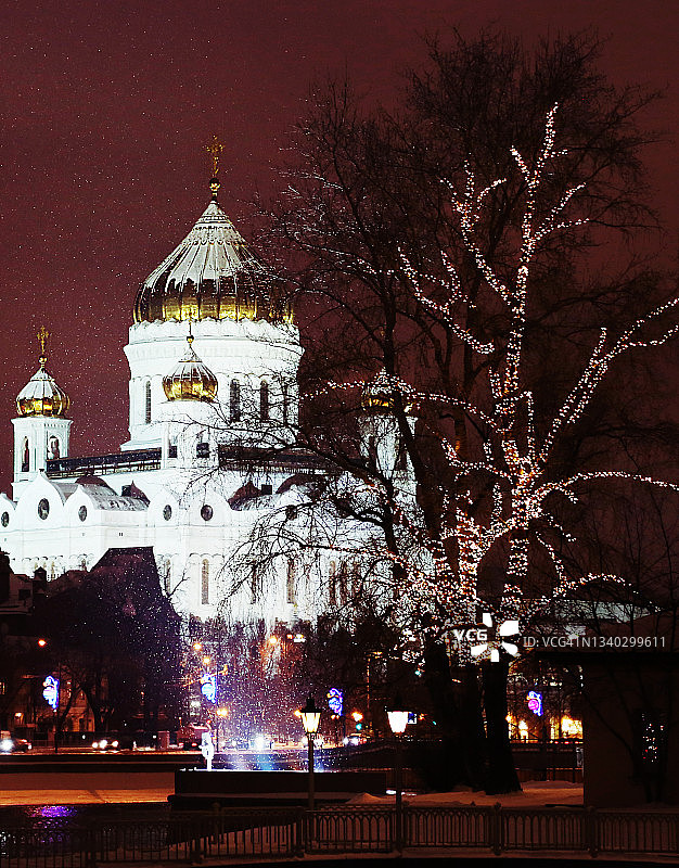 夜幕下的莫斯科救世主大教堂图片素材