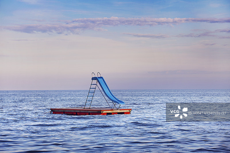 水滑梯图片素材