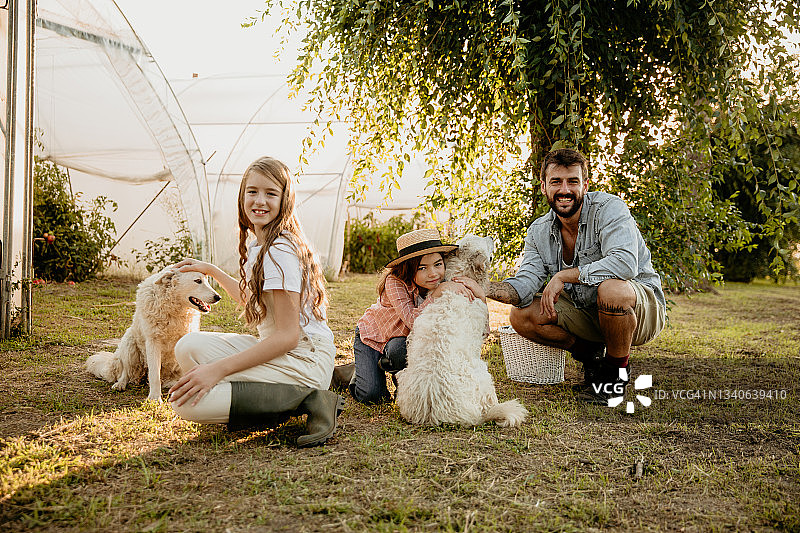 家庭农场肖像图片素材