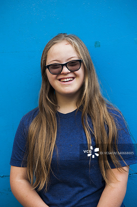 患有唐氏综合征的青少年图片素材