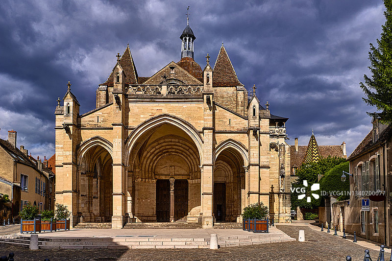 法国勃艮第博讷圣母院图片素材