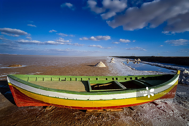 哲里德盐湖,图兹尔 - 突尼斯,非洲图片素材