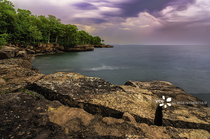 威斯康星州马德琳岛的苏必利尔湖图片素材