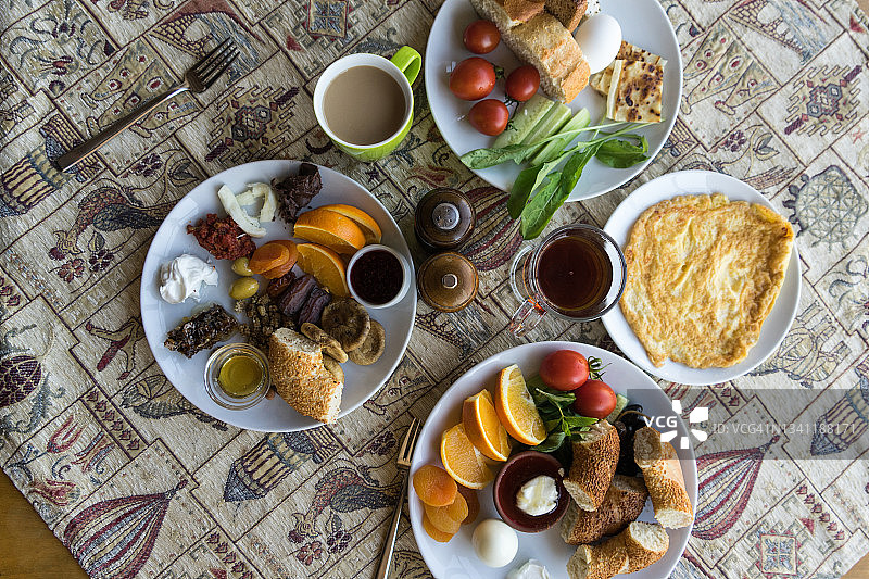 卡帕多西亚格雷梅的传统早餐图片素材