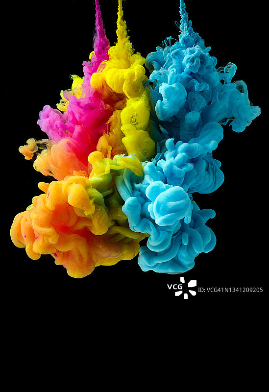 水下彩色燃料图片素材