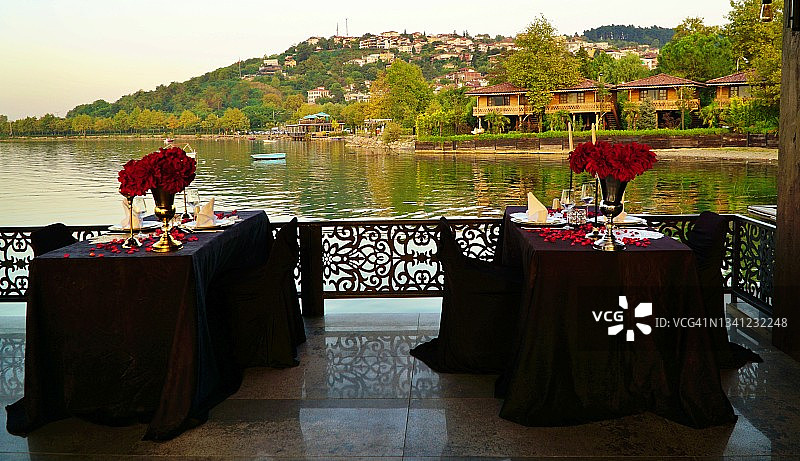 湖边餐厅图片素材