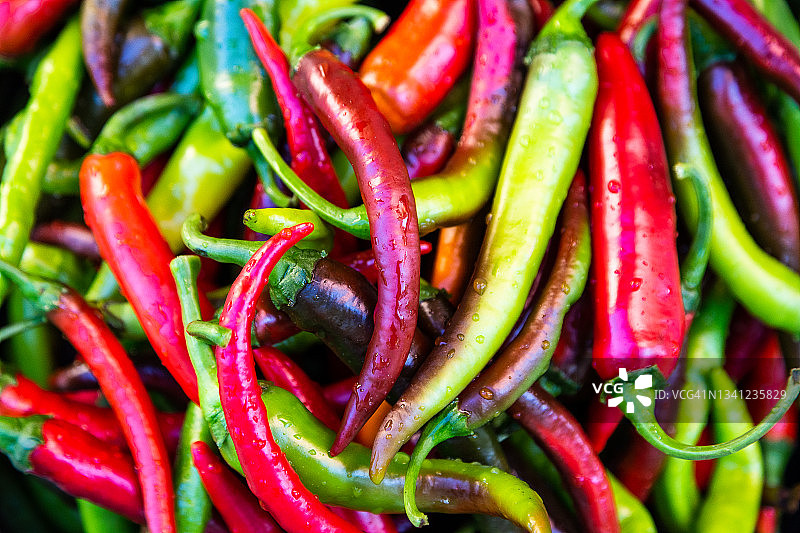 红绿辣椒堆背景图片素材