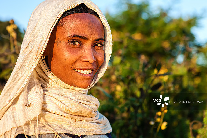 东非女性肖像图片素材