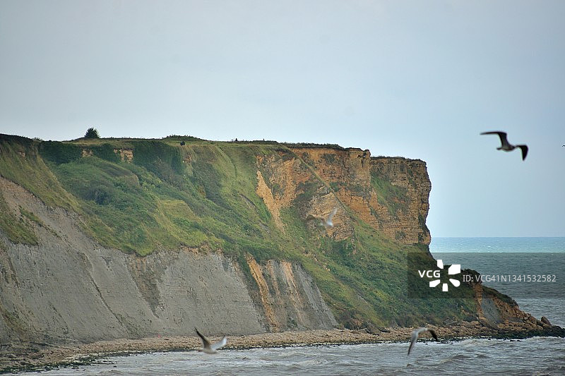 阿罗芒什莱班，芒维厄角的悬崖图片素材